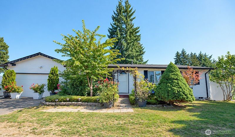 2nd image of 25438 116th Avenue SE