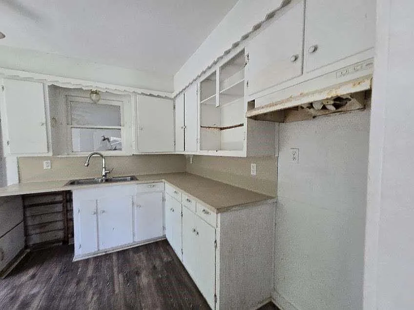 2 bed, 1.0 bath, 900 sqft, $1,495 — Photo 4