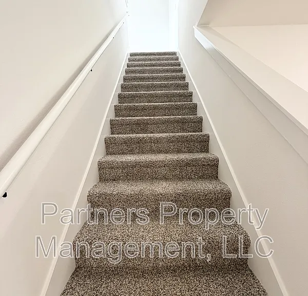 537 S Neon Ave — Photo 17