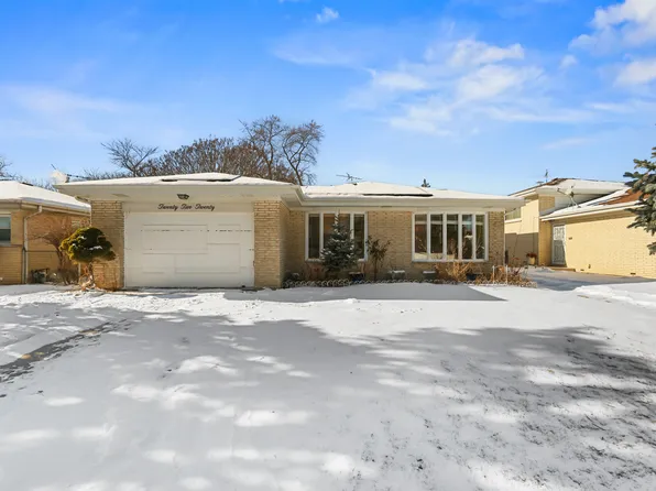 2220 S Chestnut St, Des Plaines, IL 60018