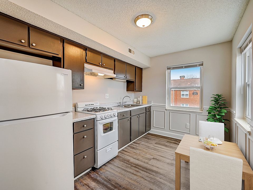 Recently Renovated Townhouse Style Apartments featuring New gray carpet, Neutral paint scheme, Premium hardwood-style flooring, Neutral paint scheme, Upgraded light fixtures, New cabinets, Matching stainless steel appliances, Washer/Dryer, Air conditionin
