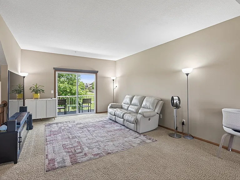 1806 Colonial Ln #4 — Photo 25