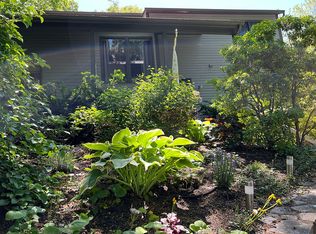 80 Harwood Rd, East Greenwich, RI 02818