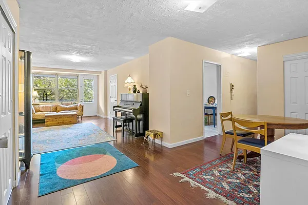 Sold by Compass | media 30