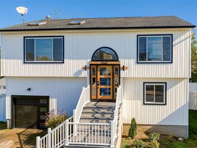 2569 Seminole Avenue, Seaford, NY, 11783