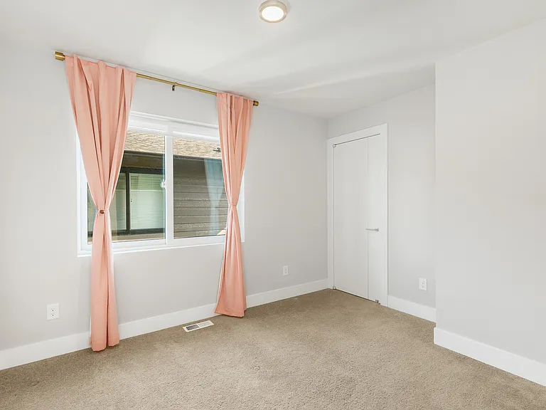32832 Ten Trails Pkwy SE — Photo 16