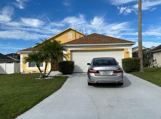 208 Silverton Rd, Davenport, FL 33897