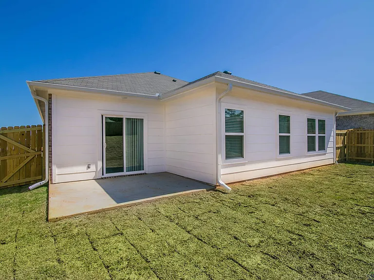 1427 Monterey Dr — Photo 20