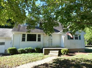 2 Heminover St, Stanhope, NJ 07874