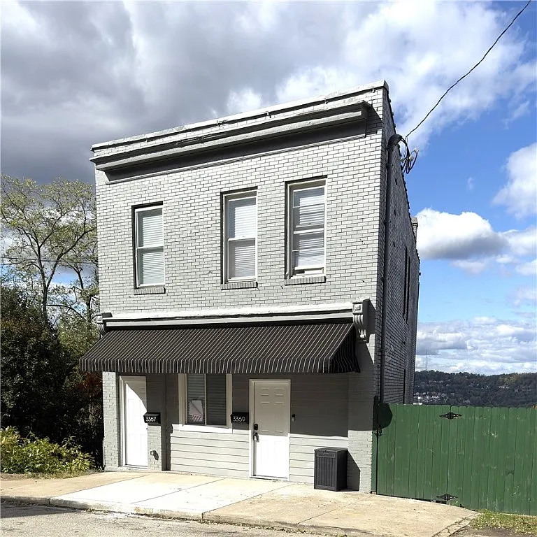 3367 Ridgway St photo 1