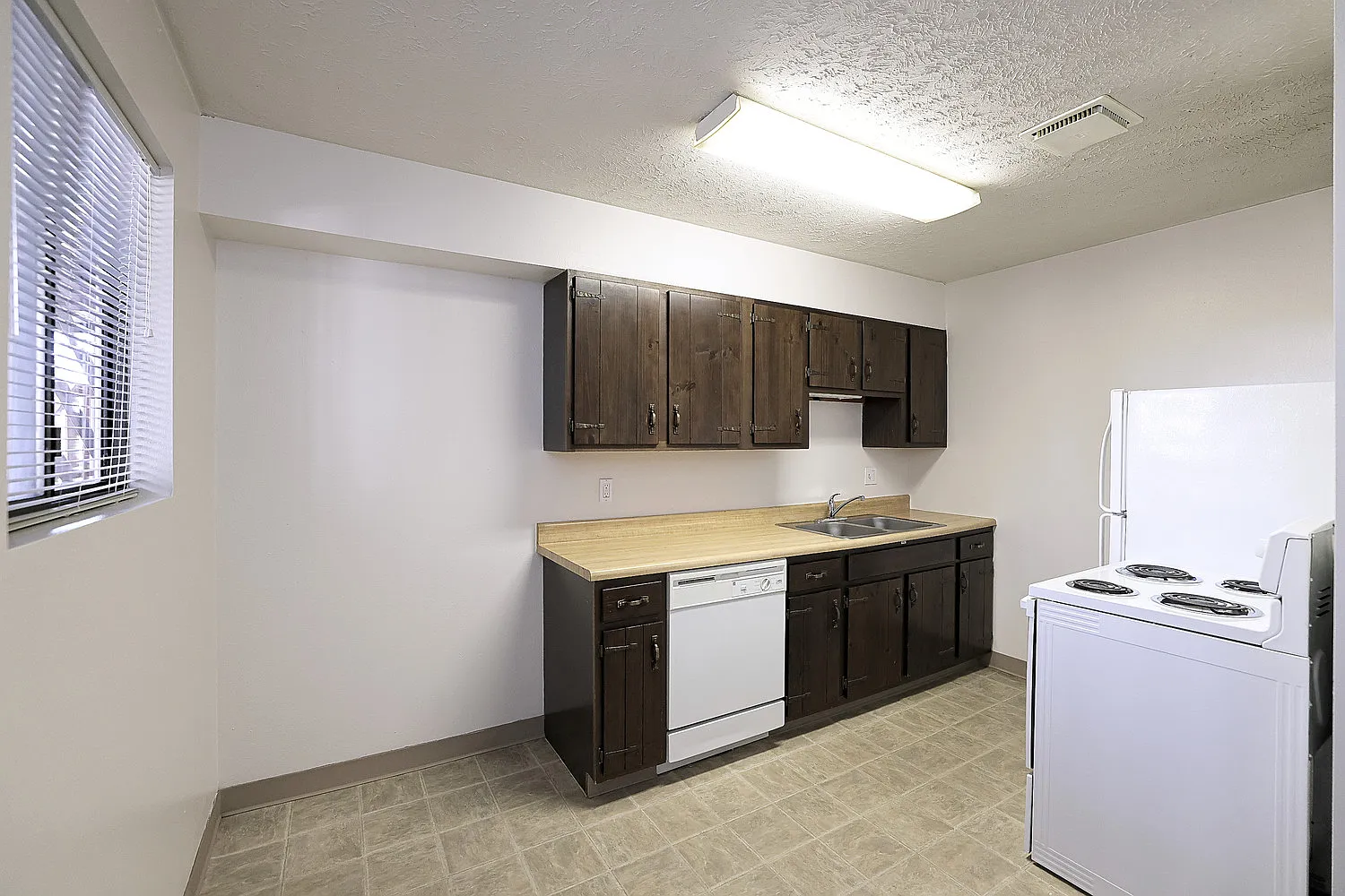2 bed, 708 sqft, $799 — Photo 4