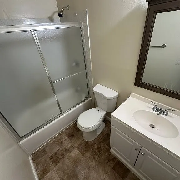586 Berry Ave #3 — Photo 9