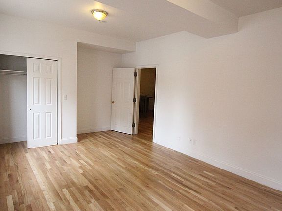 3rd image of 47 Maujer St #1AA
