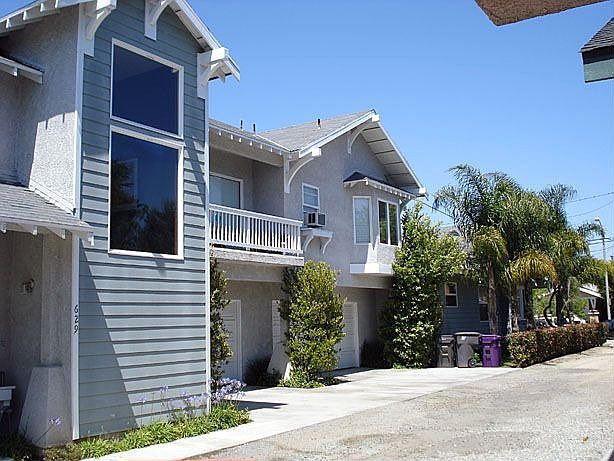 Back 4 bdrm 4 ba rental