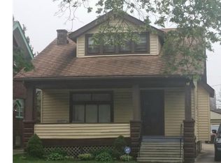 13702 Southview Ave, Cleveland, OH