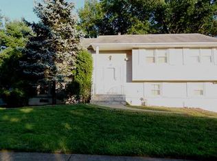 23 Whitehall Ave, Edison, NJ 08820