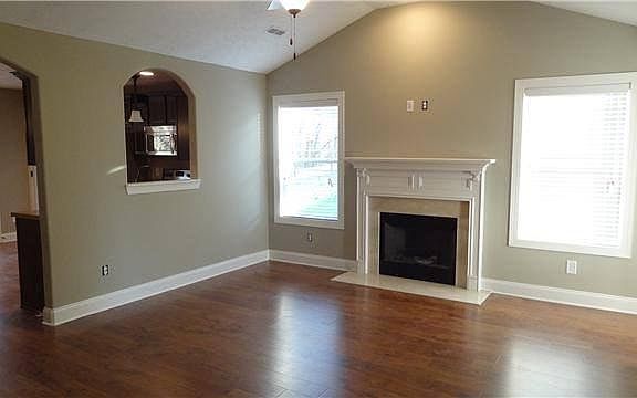 4th image of 2985 McManus Cir