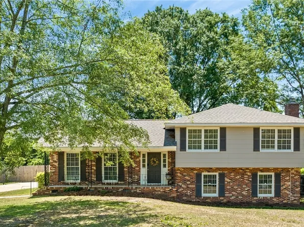 2505 40th St, Phenix City, AL 36867