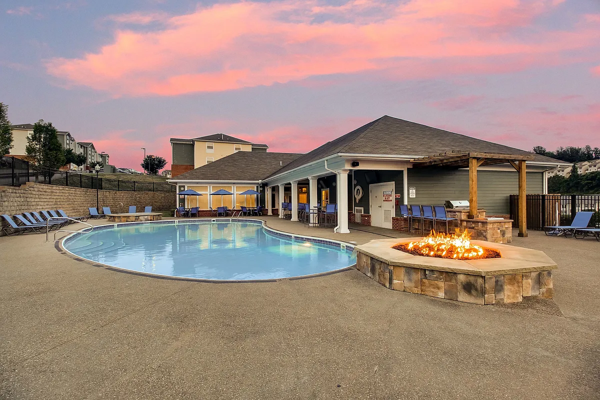 01-Fire Pit and Pool West Run Apartments Morgantown WV-1818-PH-33 - West Run