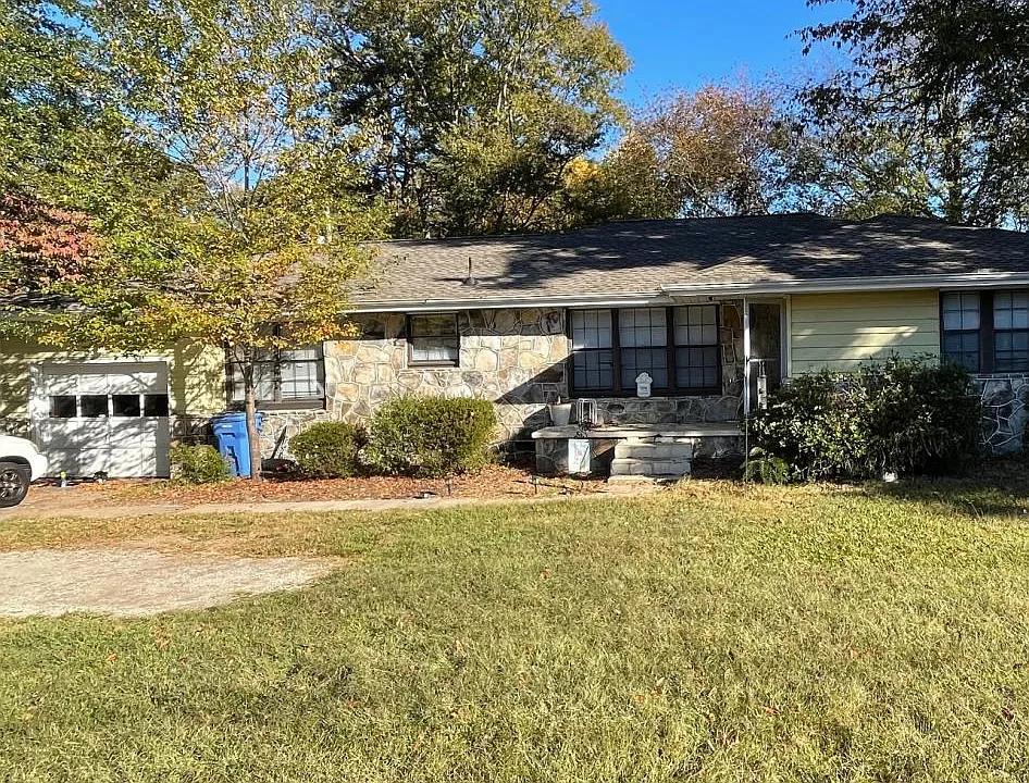 2305 Hamill Rd