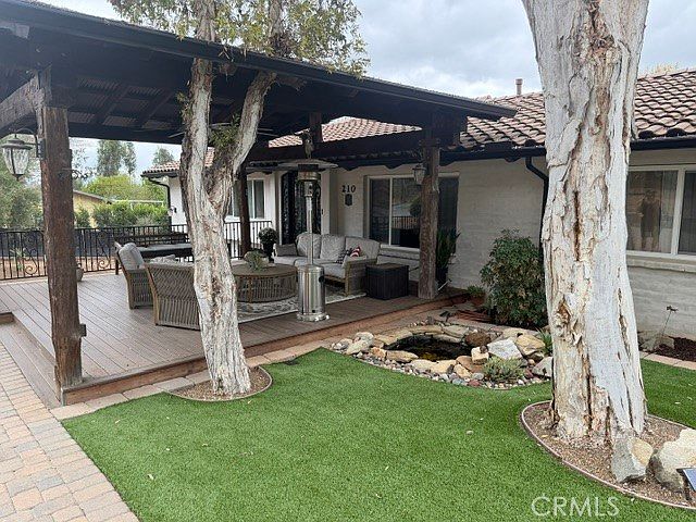 2nd image of 210 Rancho Camino