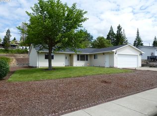 1111 NW Matthew Ct, Winston, OR 97496