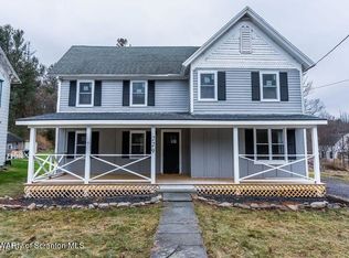 229 Market St, Moscow, PA 18444