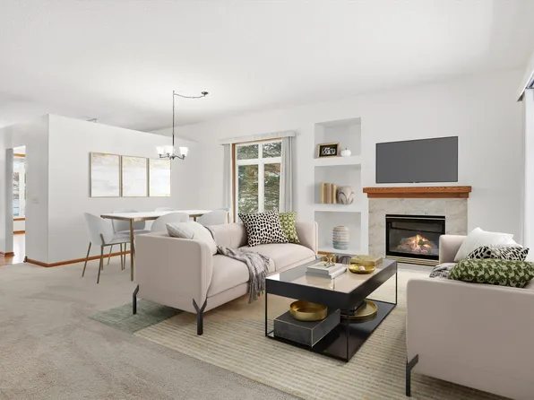 10395 Lancaster Cv, Woodbury, MN 55129