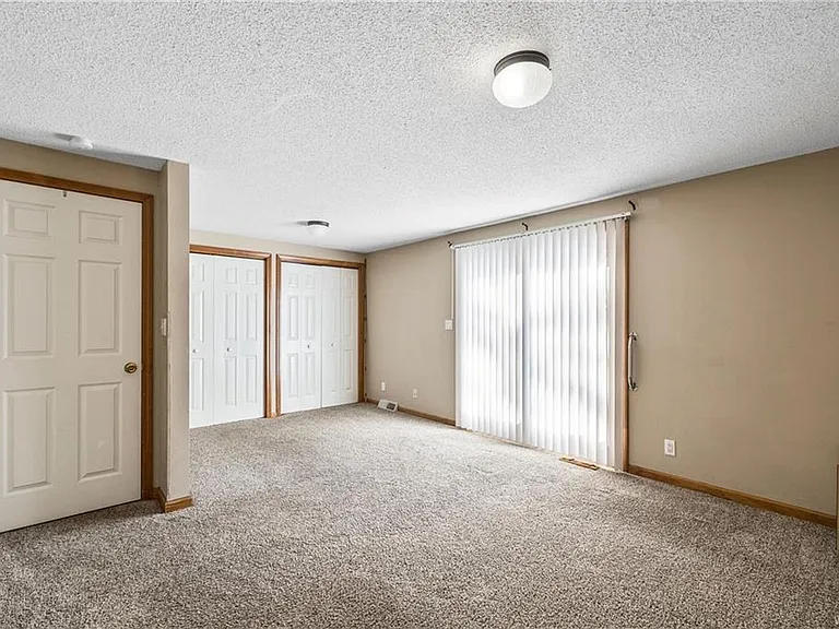 110 Rosemont Dr — Photo 12