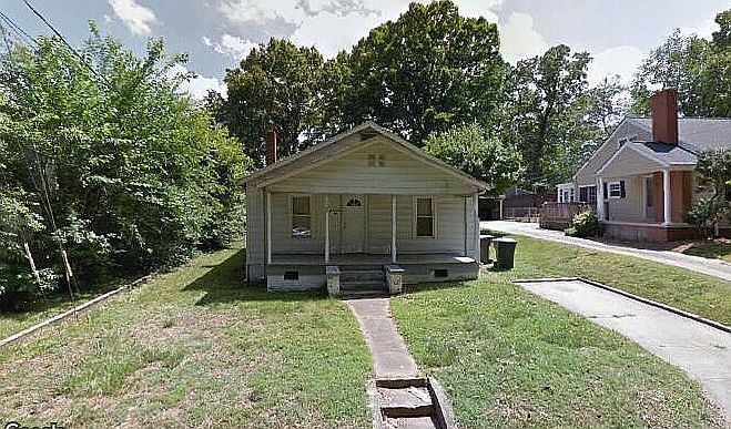 1st image of 1135 Parish St