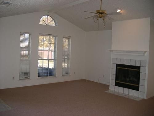 2nd image of 6105 King William Dr
