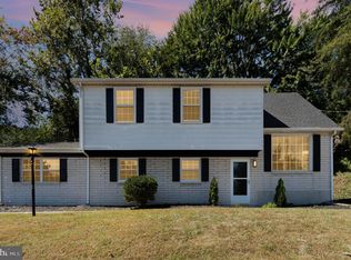 1578 Bonbar Rd, York, PA 17403