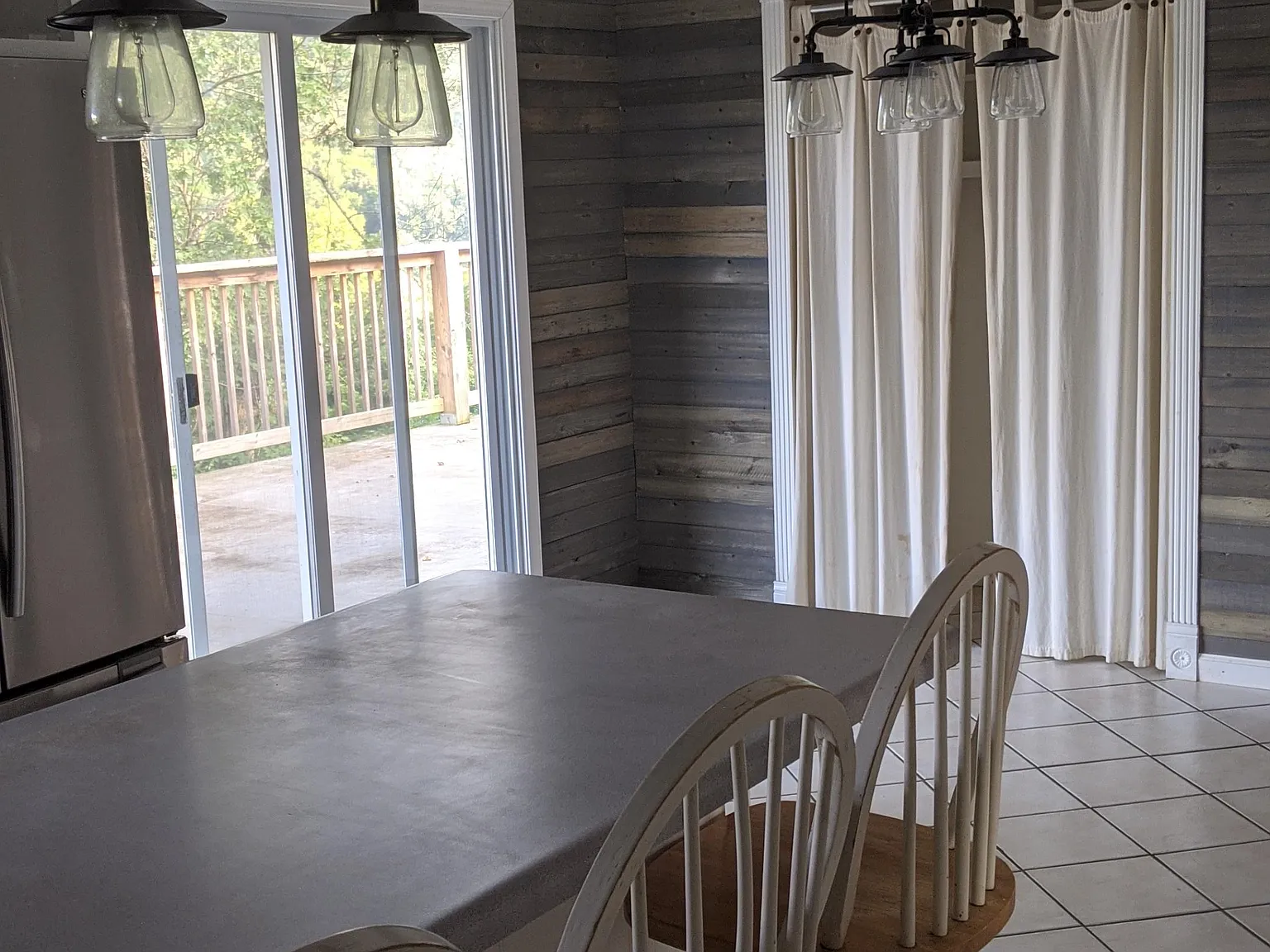 5 bed, 2000 sqft, $2,500 — Photo 3