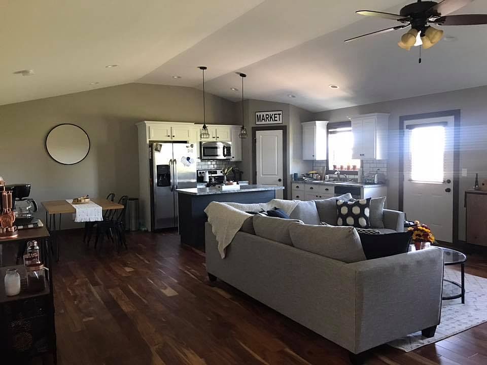 1st image of 1920 Golden Eagle Dr