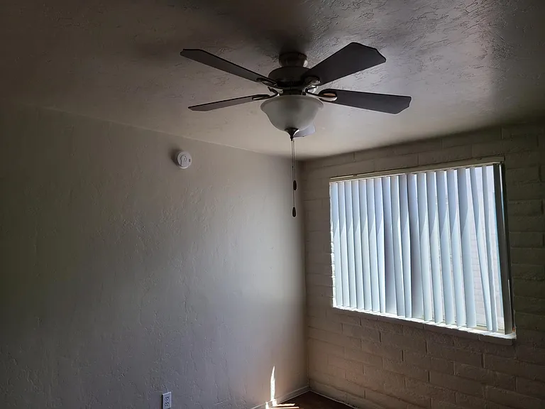 400 N Westmoreland Ave #C — Photo 6
