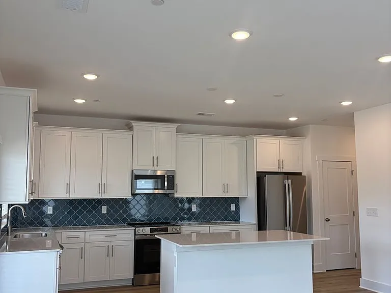 3138 Rolling Brook Dr #85 — Photo 8