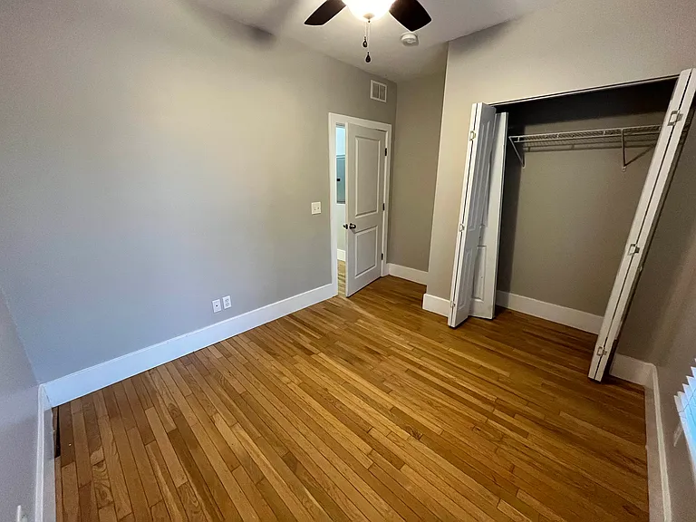 1721 Perry St #1 — Photo 36