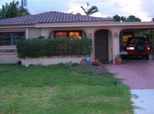 4551 NE 2nd Ter, Oakland Park, FL 33334