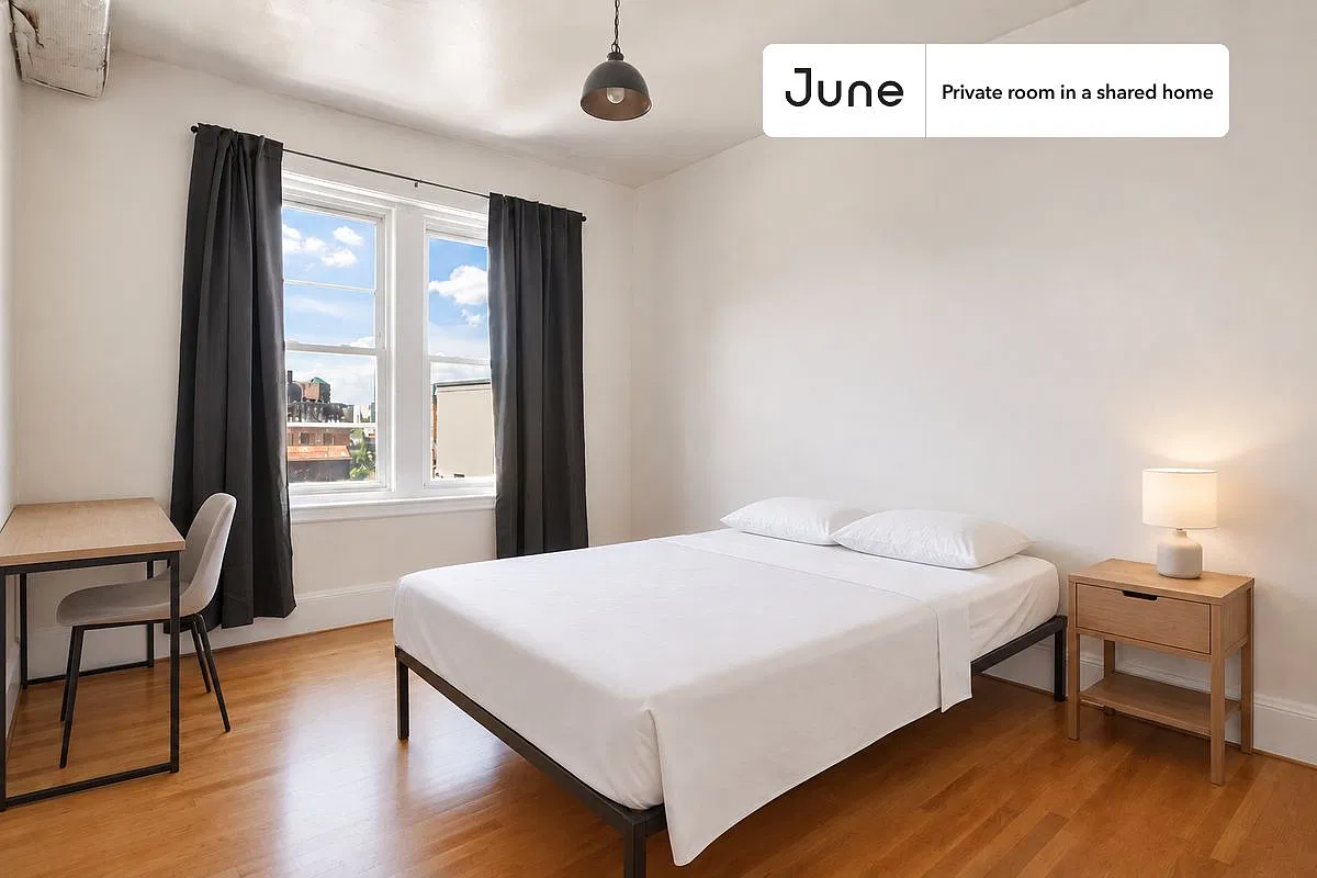 Full bedroom in 4 bed/1 bath home in Allston #458 B — Photo 1