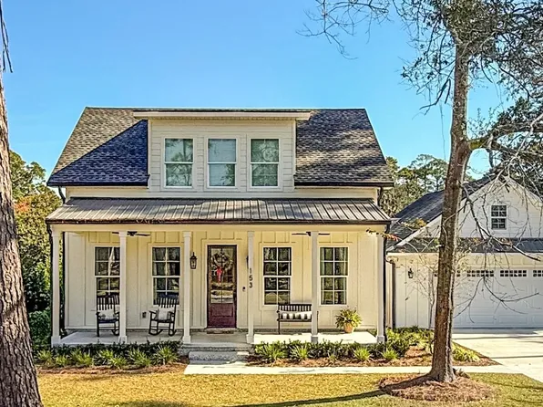 153 Palmera Ln, Brunswick, GA 31525