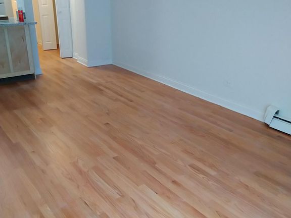 2nd image of 3710 N Pine Grove Ave APT 101