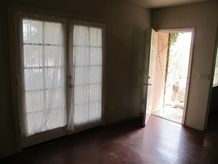 2315 W Wagon Wheel Dr — Photo 4
