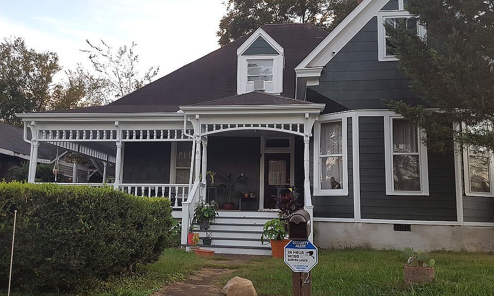 1st image of 2200 E 14th St