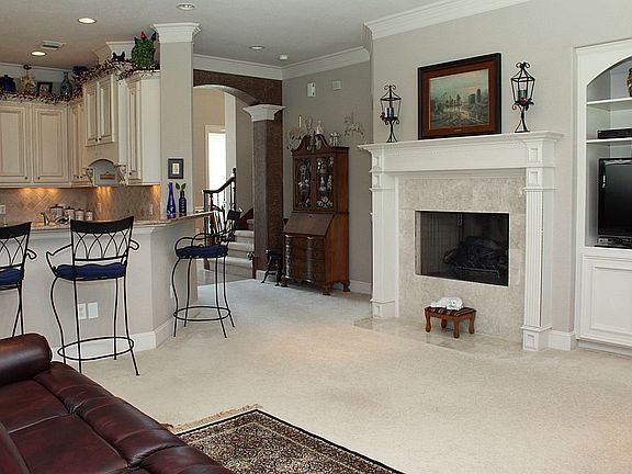 Nice Open floor plan