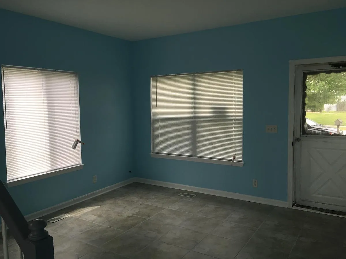 21211 Duncan Court — Photo 3