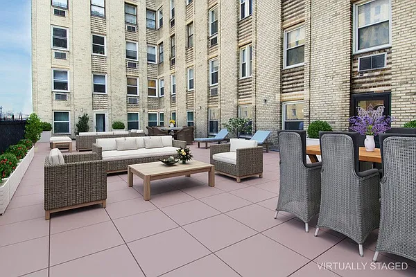 Sold by Brooklyn Bridge | media 22