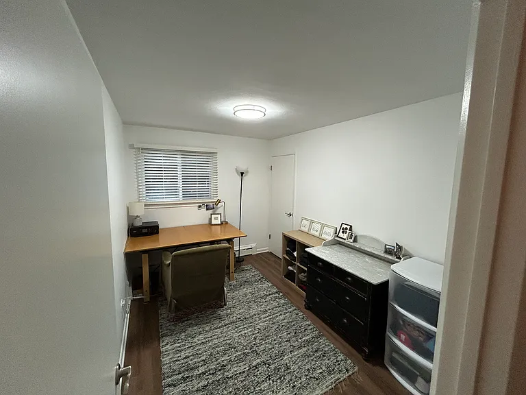 7 E Washington Ave #4-2W — Photo 7