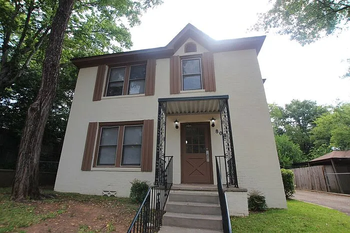 808 S Robertson Ave #D — Photo 1