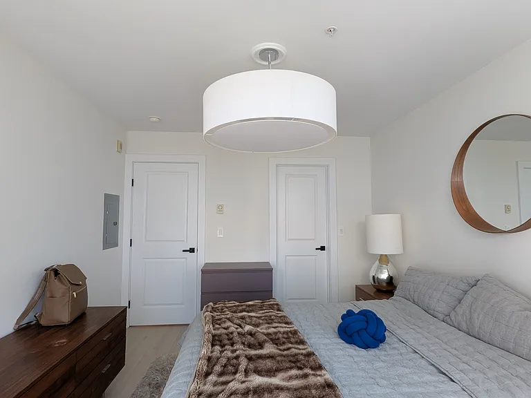 470 Clementina St #202 — Photo 13