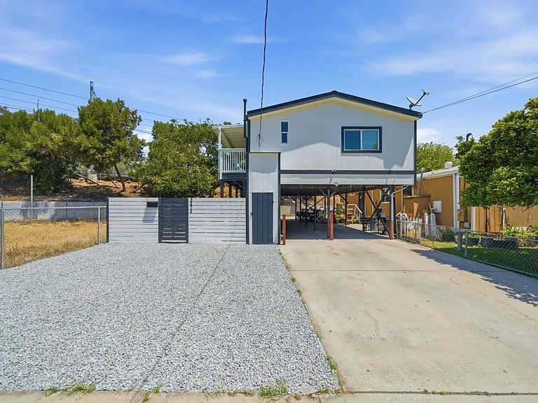 3272 K St — Photo 38